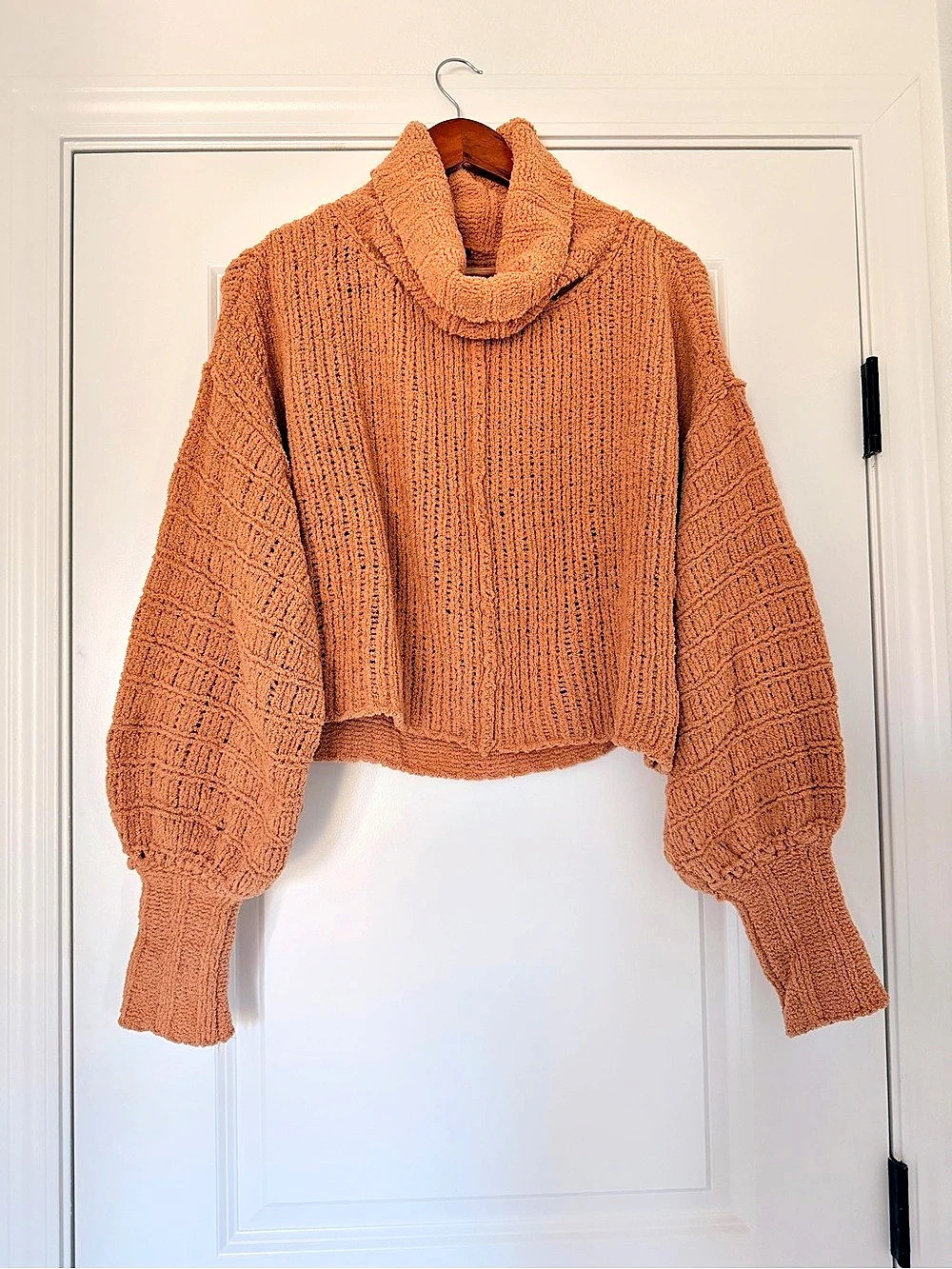 Free People Be Yours Pullover Cowl Neck Cropped Sweater in Camel XS Like New
